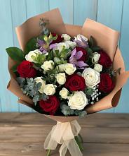 Букет цветов из:  Розы и Альстромерии #REPLACE_PRED# Белушью Губу