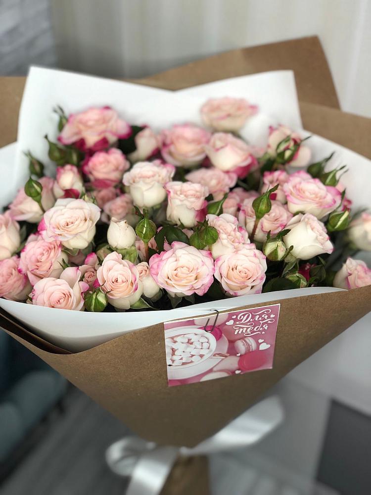 Букет цветов из: Розы в Белушью Губу