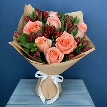 Букет цветов из:  Розы и Альстромерии в Белушью Губу
