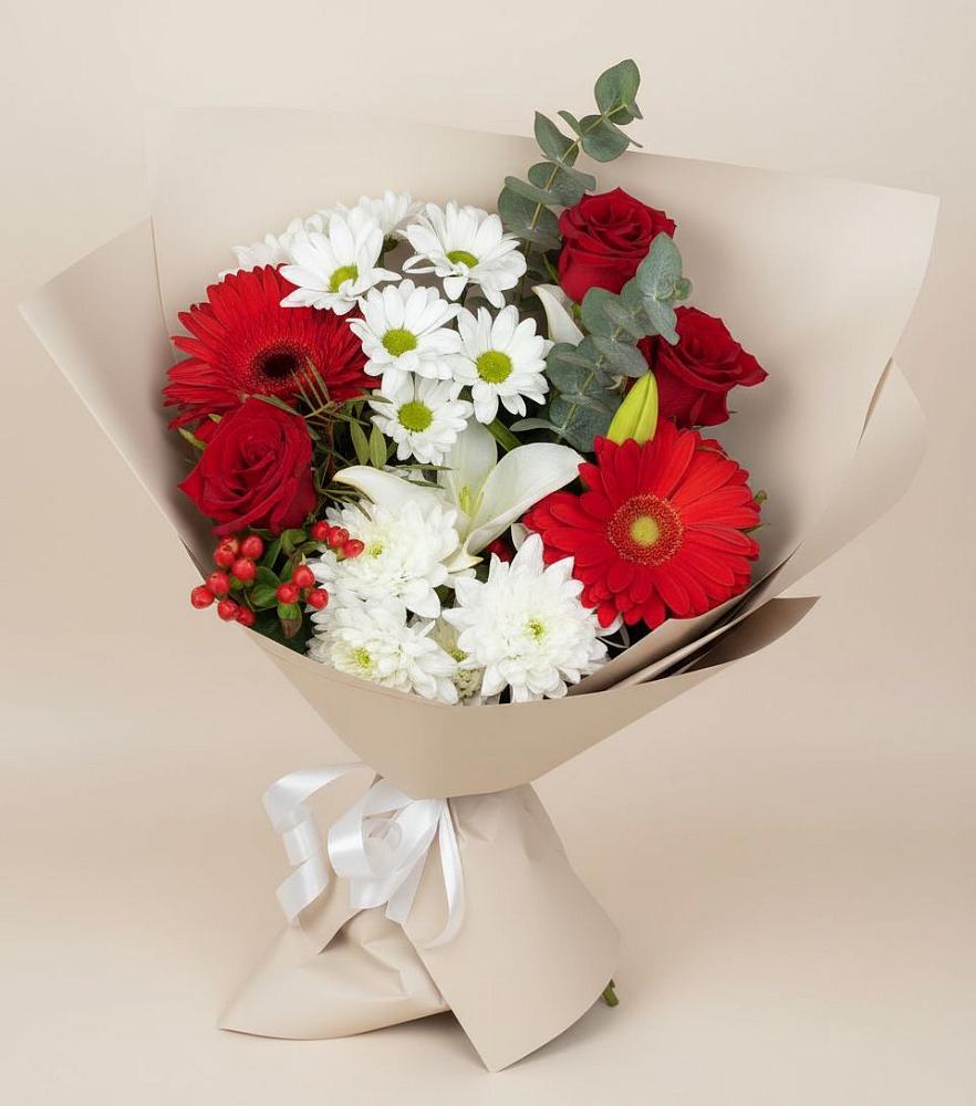 Букет цветов из: Розы, Хризантемы, Герберы и Лилии в Белушью Губу