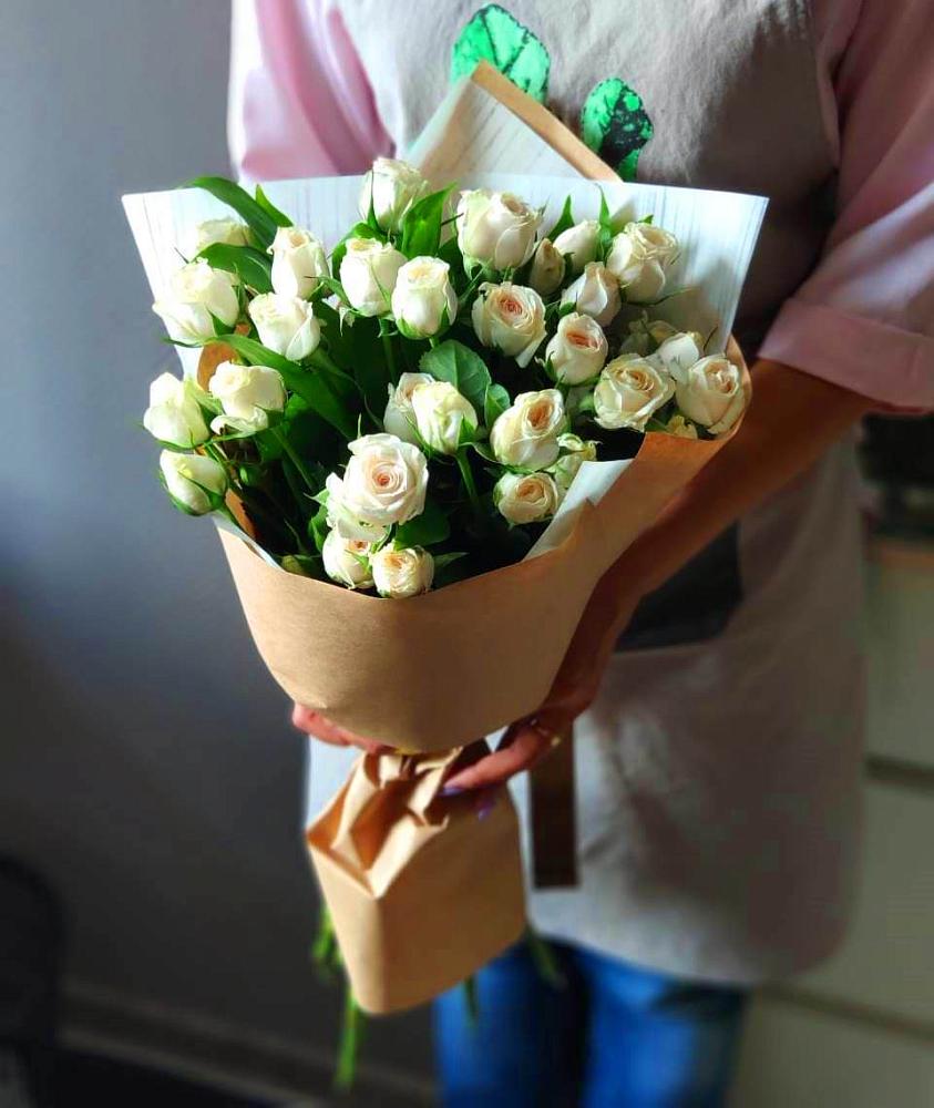 Букет цветов из: Розы в Белушью Губу