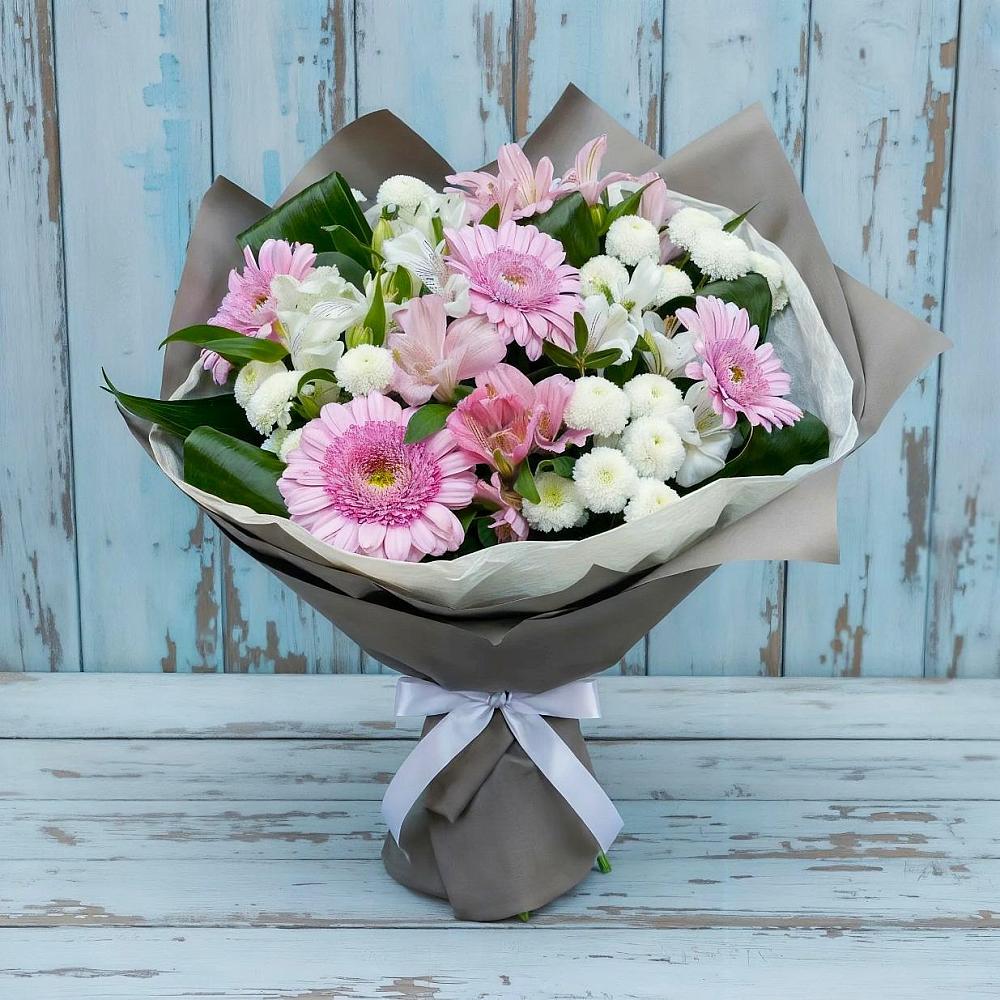 Букет цветов из: Герберы, Альстромерии и Хризантемы в Белушью Губу
