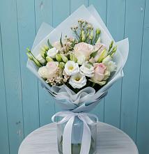 Букет цветов из:  Розы и Лизиантусы в Белушью Губу