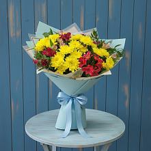 Букет цветов из:  Альстромерии и Хризантемы в Белушью Губу